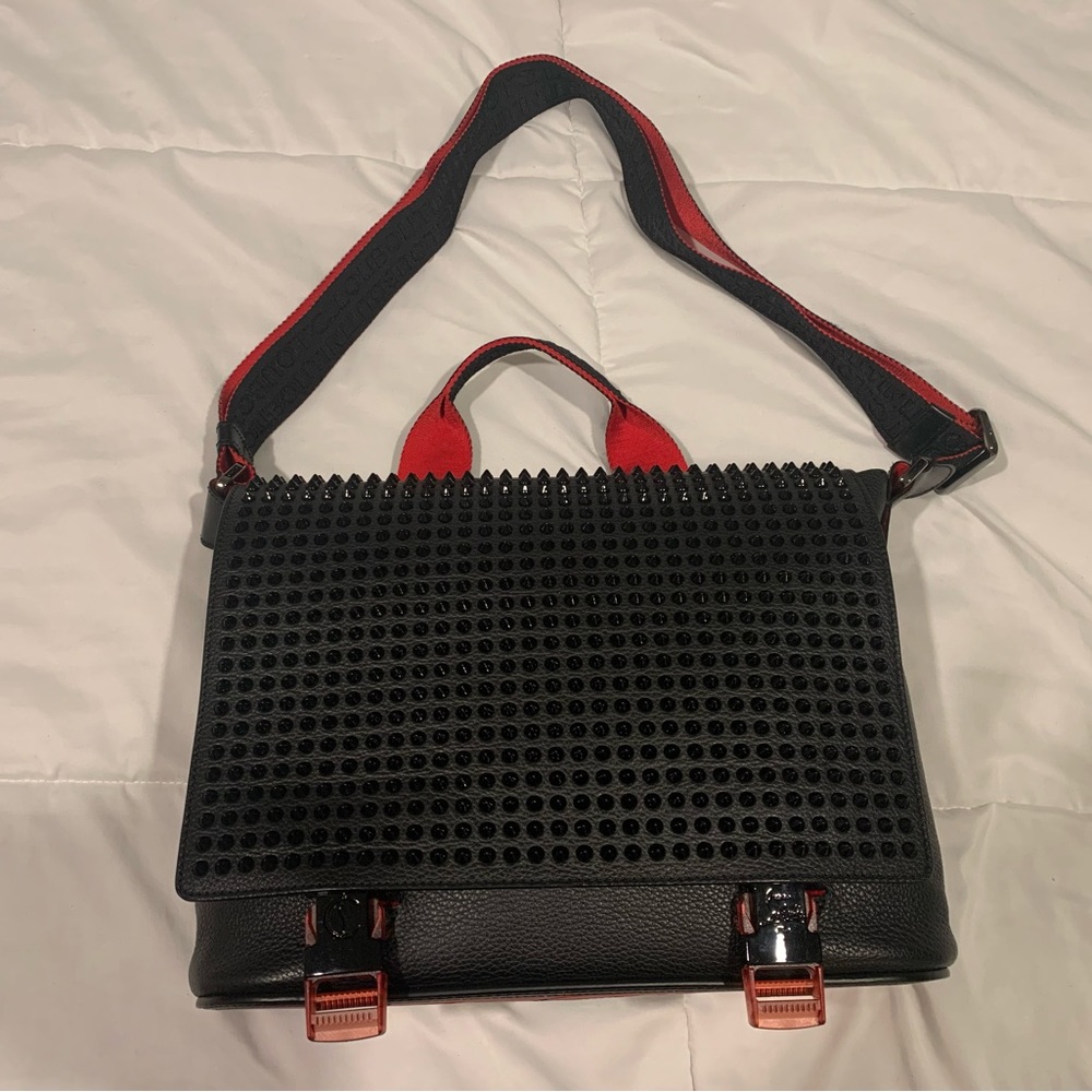 Christian Louboutin Loubiclic messenger bag